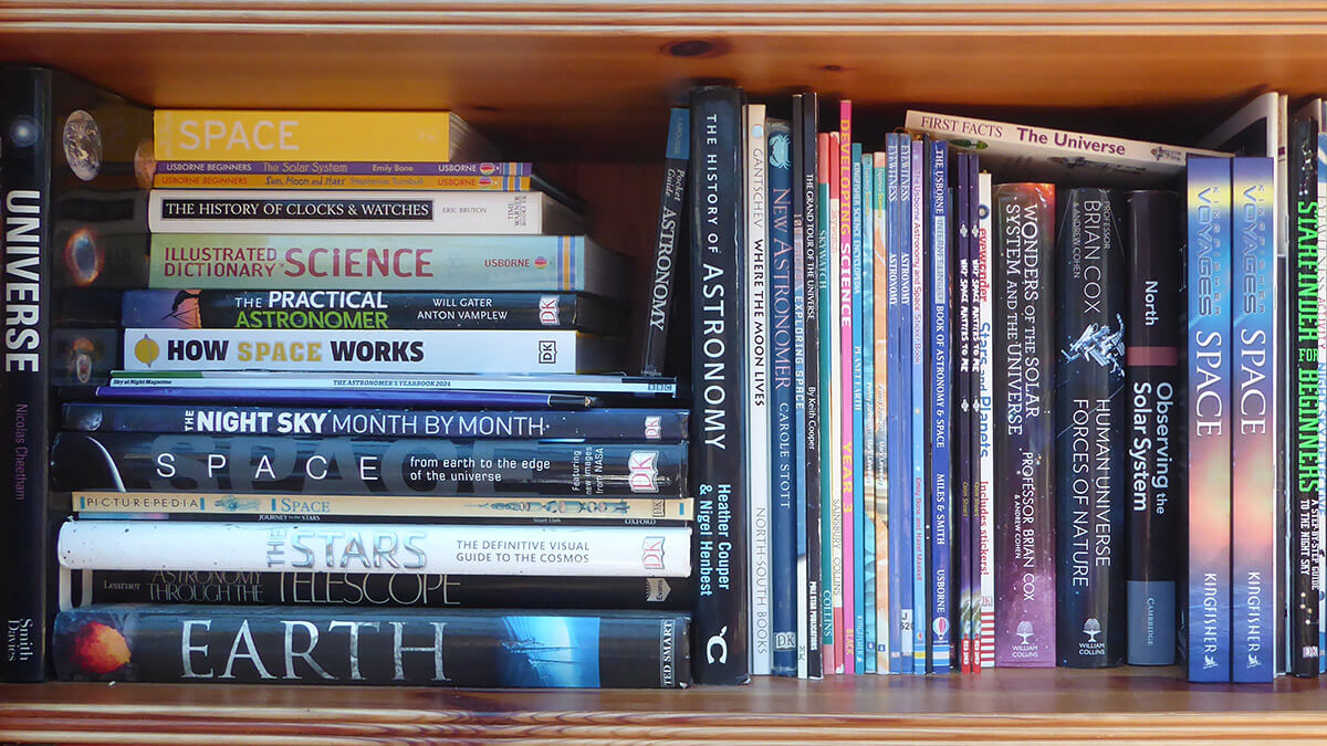 Astronomy Club Library - Astronomy Books - 04 Jul 2025