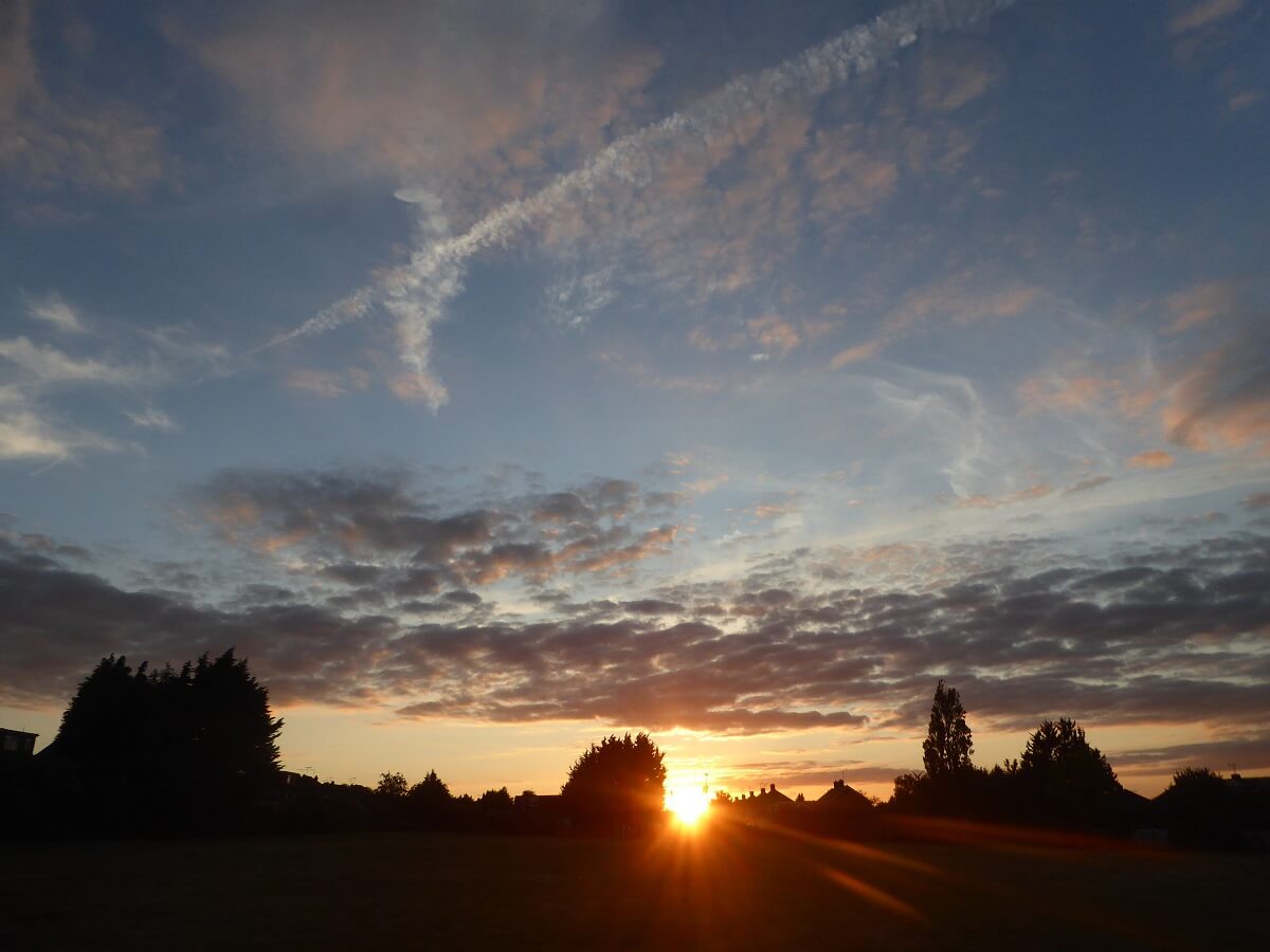 Sunset from Ryetop Playing Fields in Rainham (Kent) - 28 Jun 2024