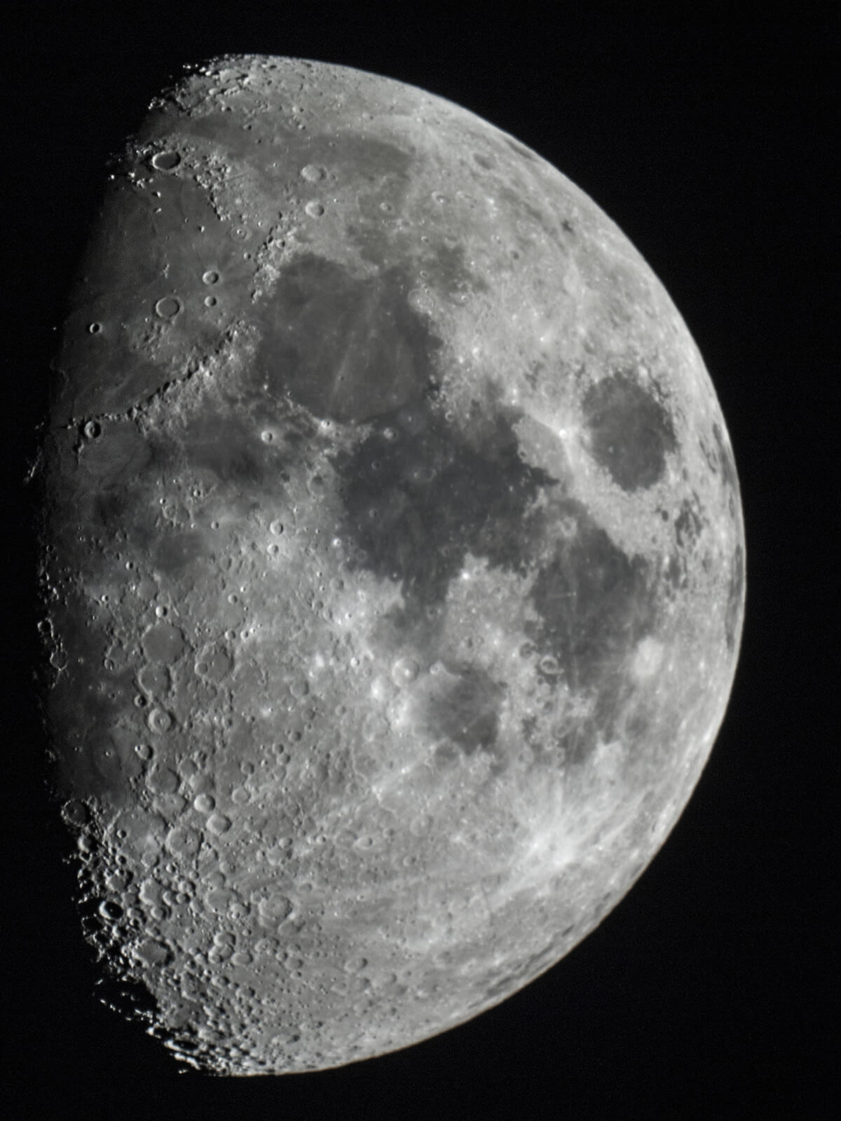 The Moon - 25 Apr 2026