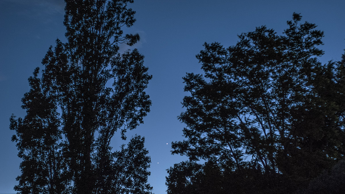 Venus-Jupiter Conjunction - 09 Jun 2026