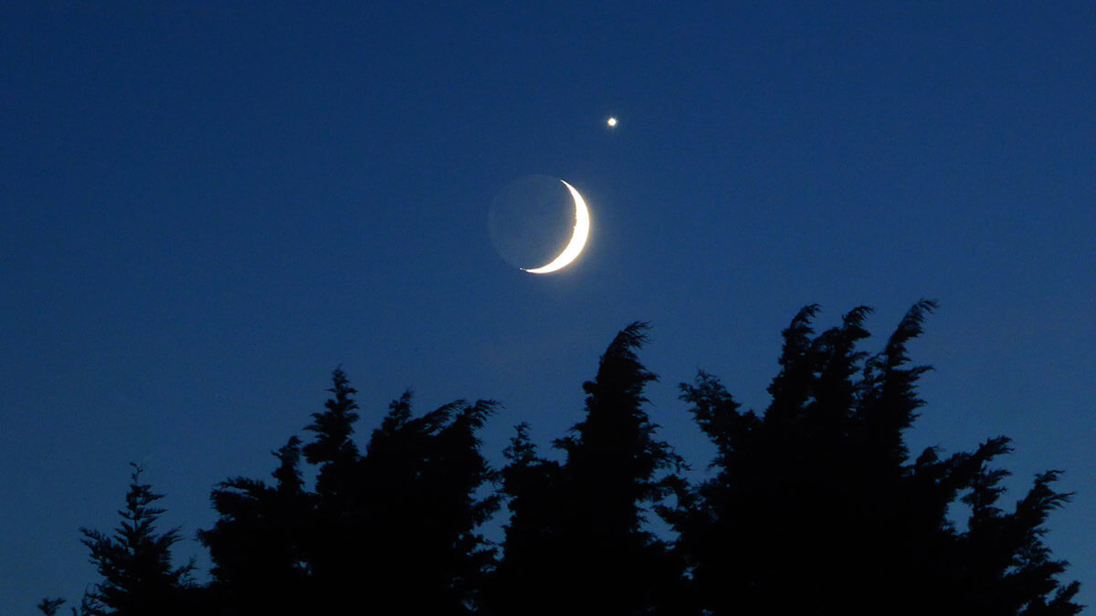 Venus-Moon Conjunction - 17 Jun 2026